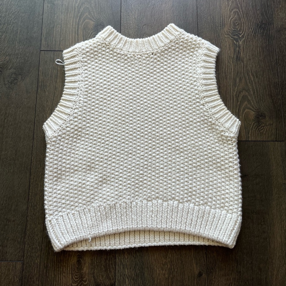 H&M Sweater Vest